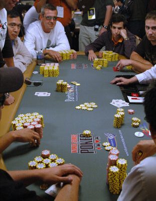 The basics of playing blackjack that newbies should not miss