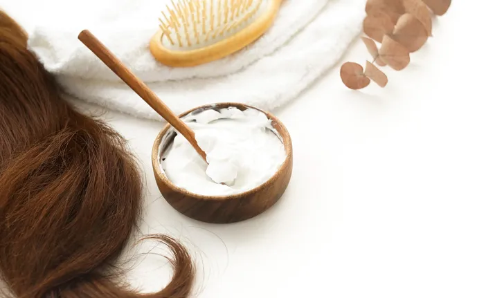Giving away 5 recipes for treating dry, damaged, frizzy hair to make it soft and smooth overnight.